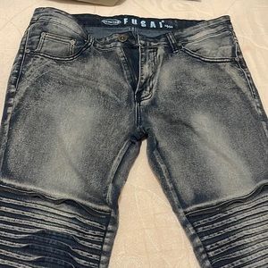 Fusia blue men blue jeans